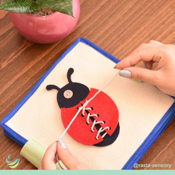 کتاب دهکده حیوانات